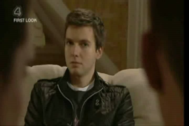 《hollyoaks:GayStoryline-JPC》海报第37张图片 《hollyoaks:GayStoryline-JPC》海报第37张图片