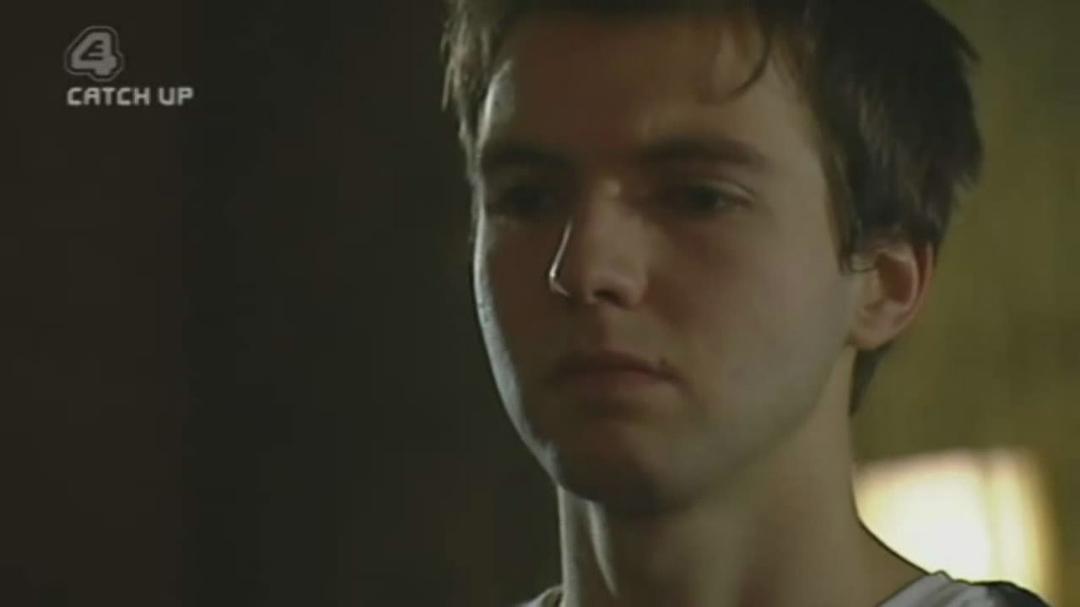 《hollyoaks:GayStoryline-JPC》海报第27张图片 《hollyoaks:GayStoryline-JPC》海报第27张图片